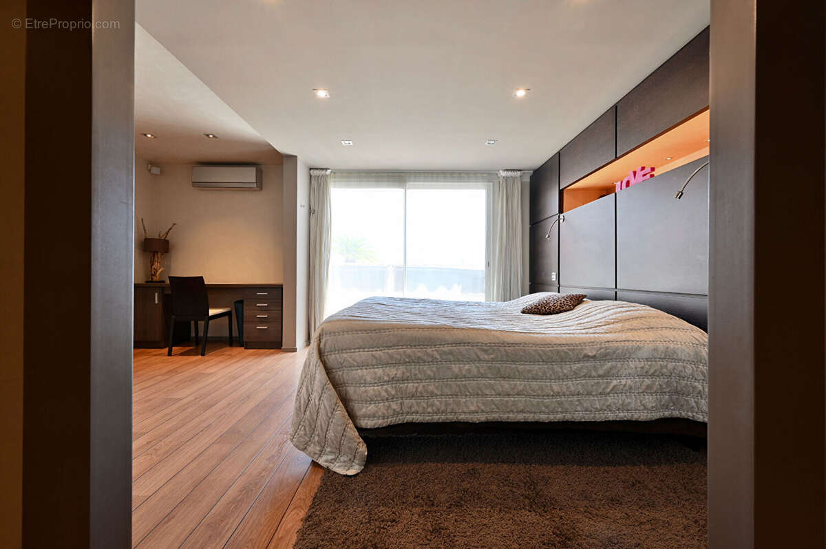 Appartement à MARSEILLE-12E
