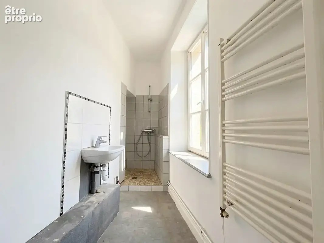 Immeuble avec 2 appartements et combles à Moutiers - 125 000 - photo 13