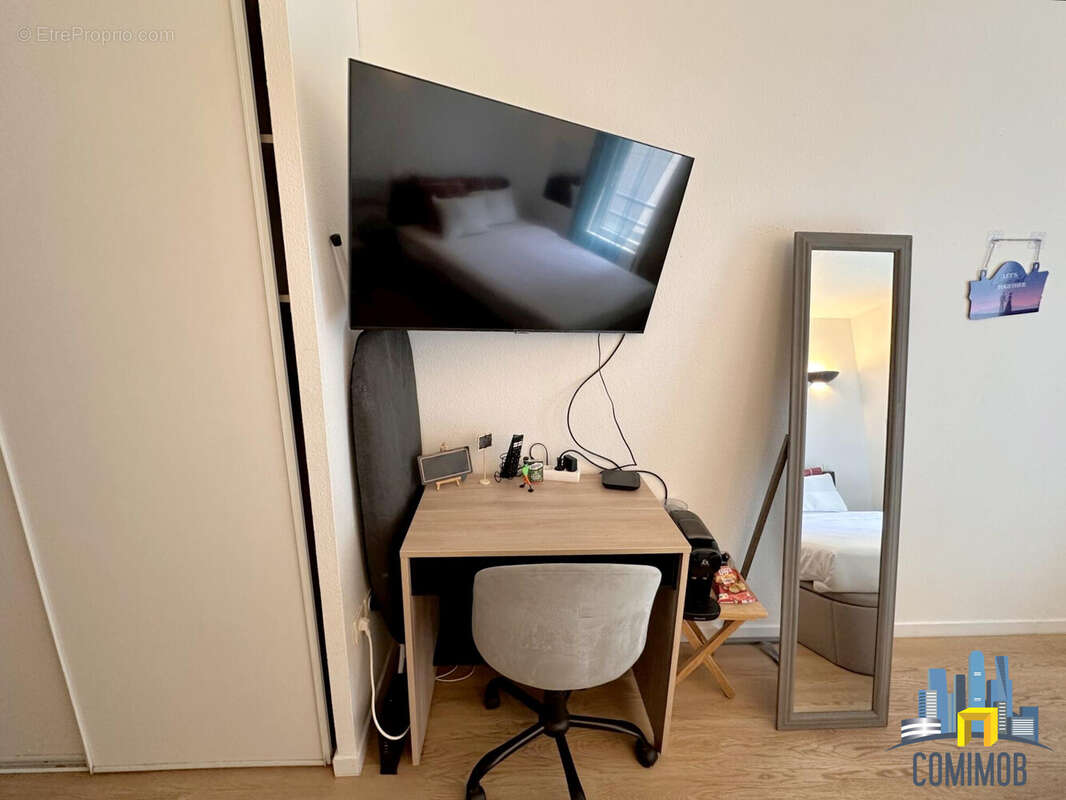 Appartement à COURBEVOIE