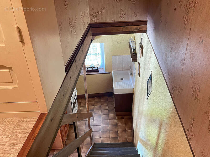 Maison à MOGNENEINS