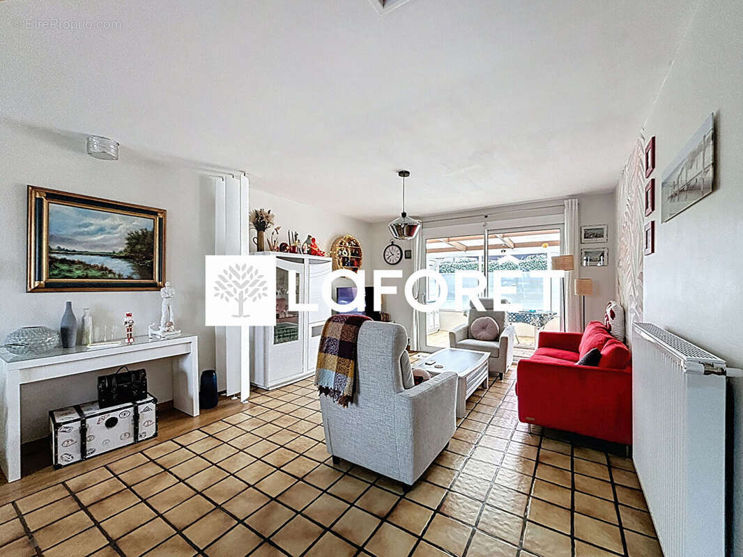 Maison à MOISSY-CRAMAYEL