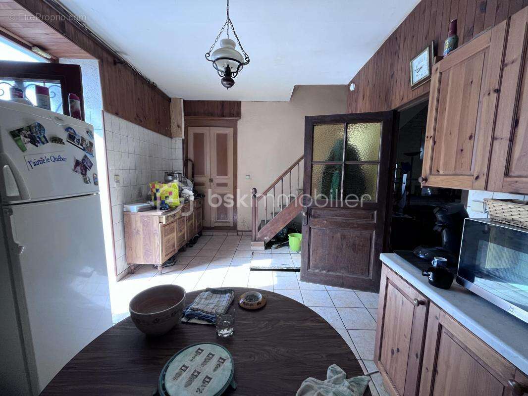 Maison à REVEL-TOURDAN