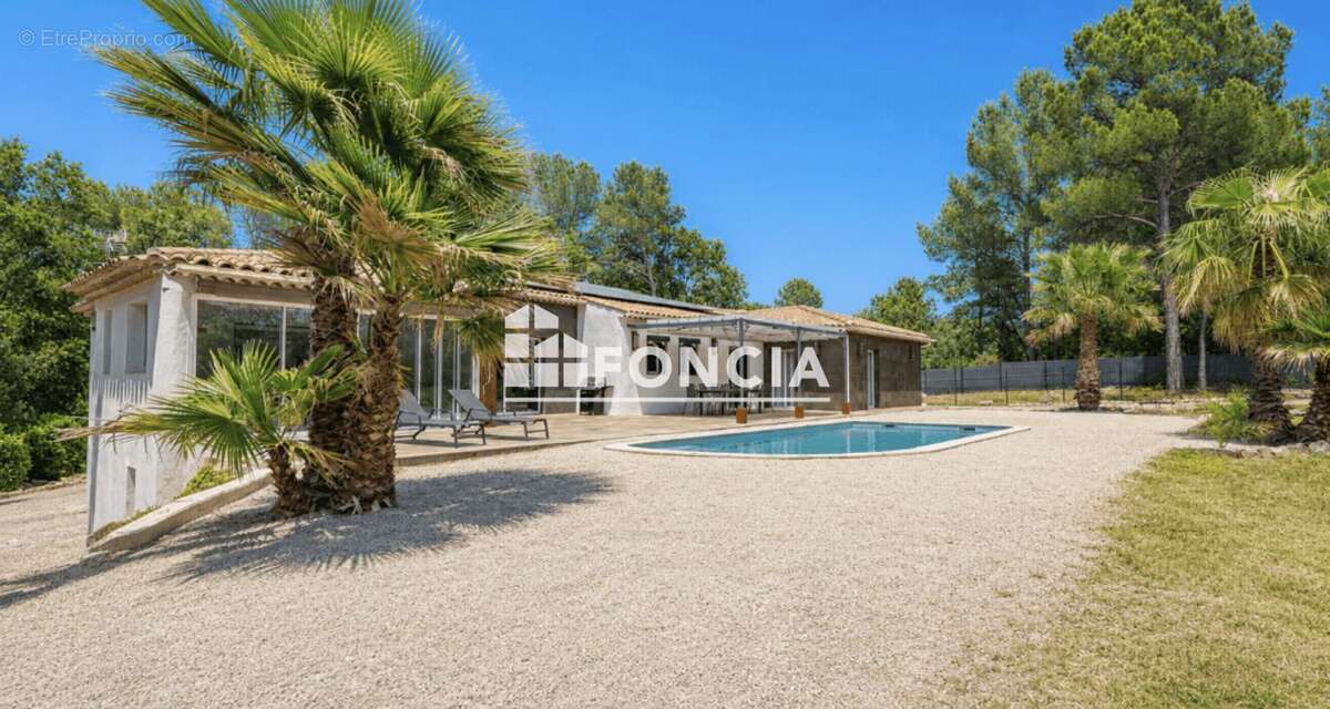 Maison à TRANS-EN-PROVENCE