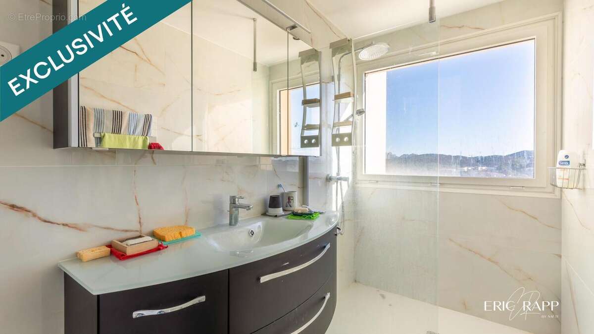 Photo 4 - Appartement à SAINT-RAPHAEL