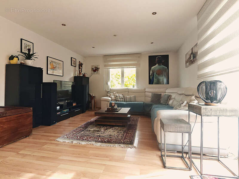 Maison à WEYERSHEIM