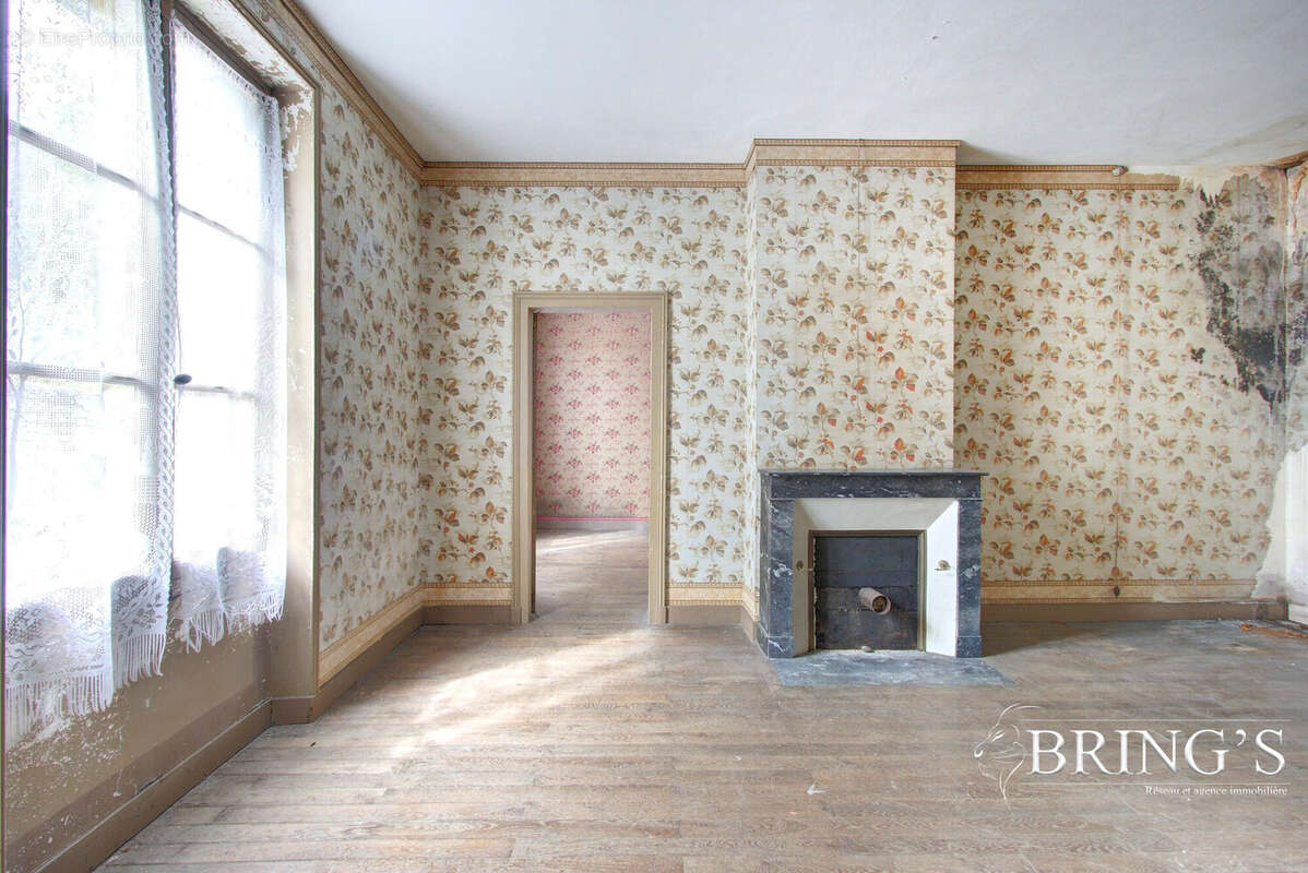 Salon - Maison à SAINT-MICHEL-SUR-LOIRE