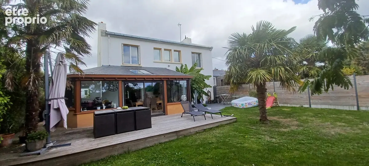 Maison à LE RELECQ-KERHUON