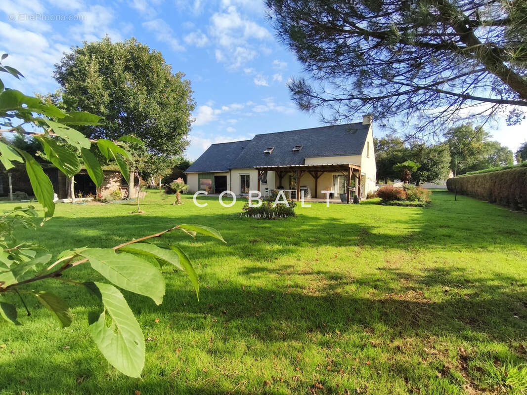Maison à DERVAL