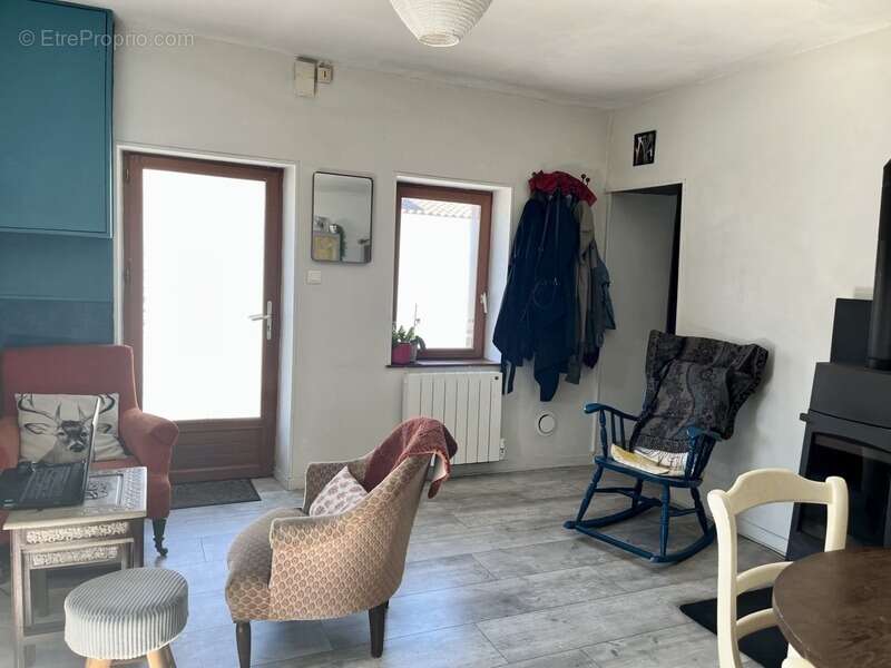 Maison à LEGE