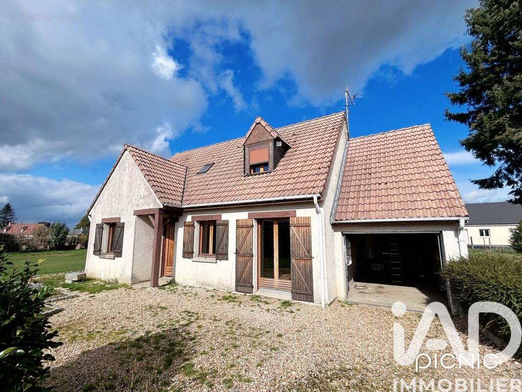 Photo 1 - Maison à LIEUREY