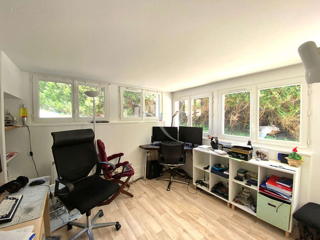 Maison à GIF-SUR-YVETTE