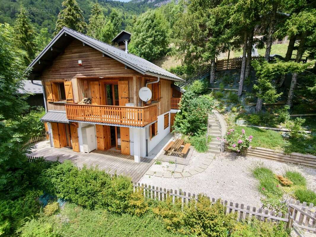 Chalet rénové en deux appartements - photo 19