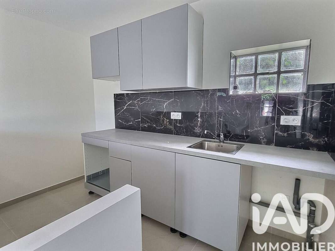 Photo 3 - Appartement à VILLENEUVE-SAINT-GEORGES