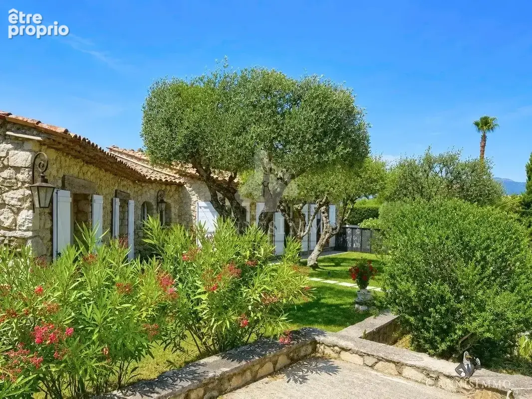 Maison provencale tanneron - piscine - vue verudre et montagne - photo 2