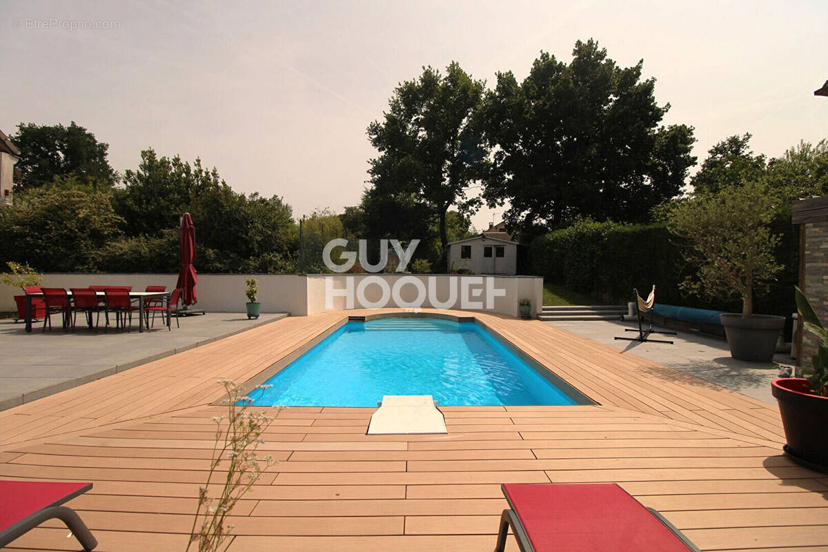 Maison à EVRY-GREGY-SUR-YERRE