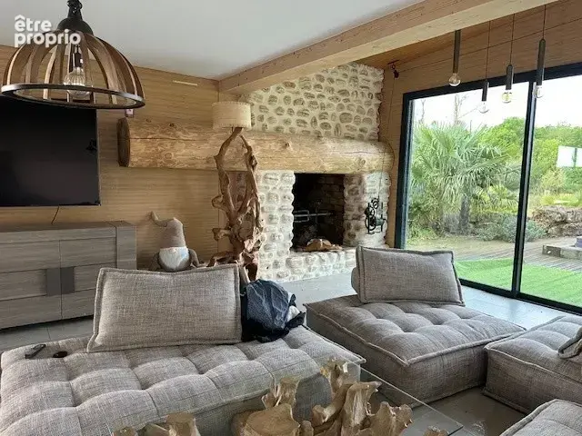 Maison à CHAMPAGNE