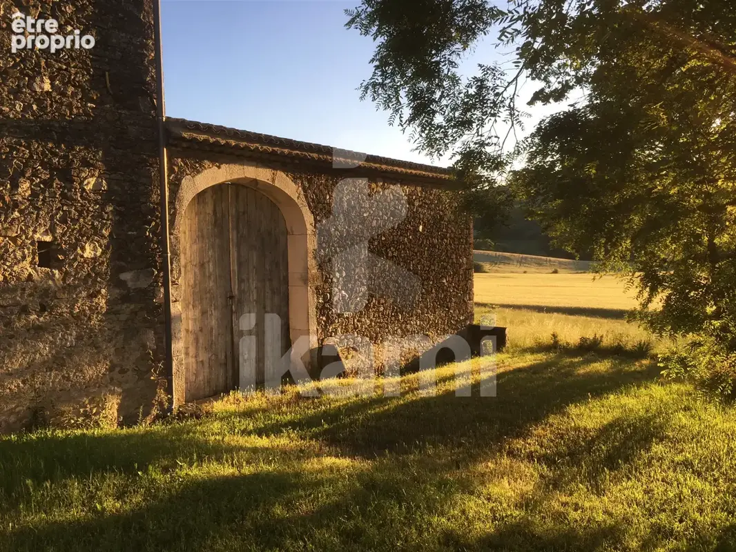 Bâtisse du XVIIIe siècle avec dépendances   Vallée de la Drôme - photo 17