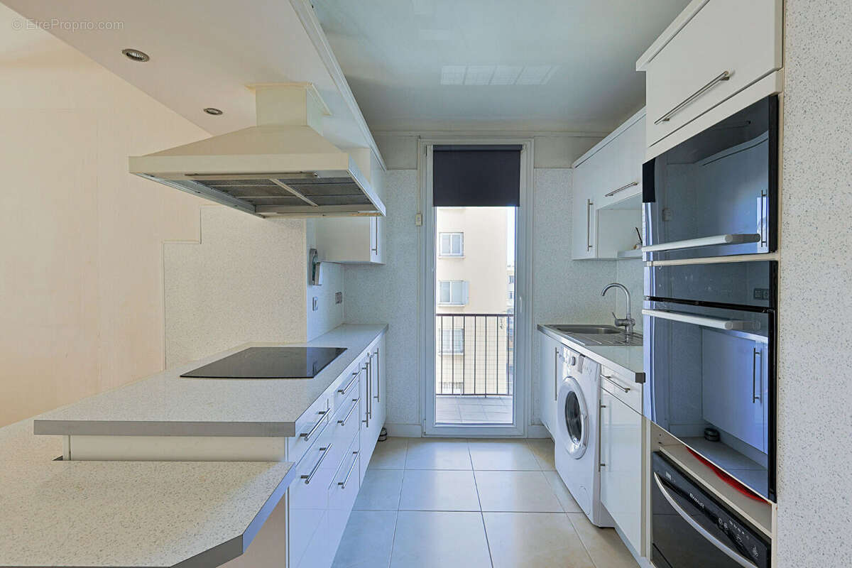 Appartement à MARSEILLE-13E