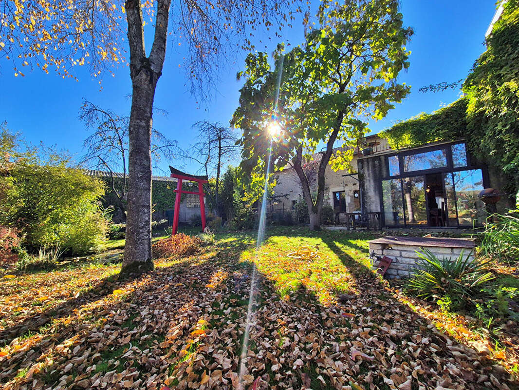 Maison à PAGNY-SUR-MEUSE