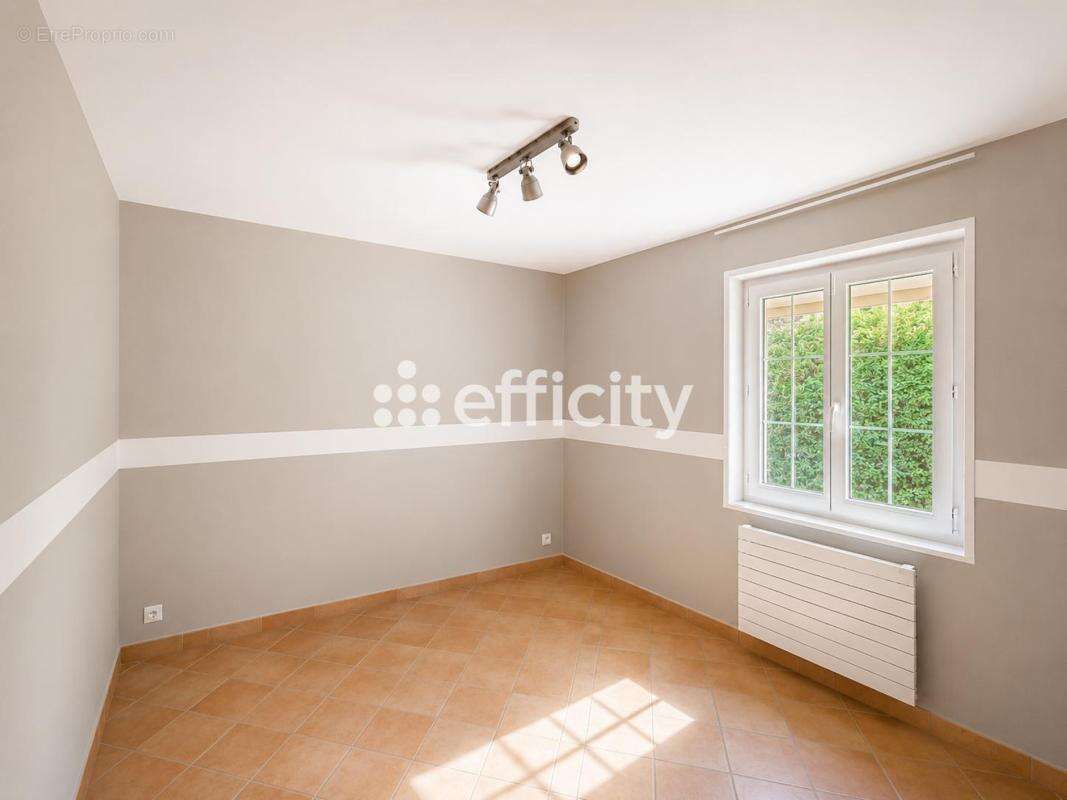 Maison 139 m² à Vienne  - photo 18