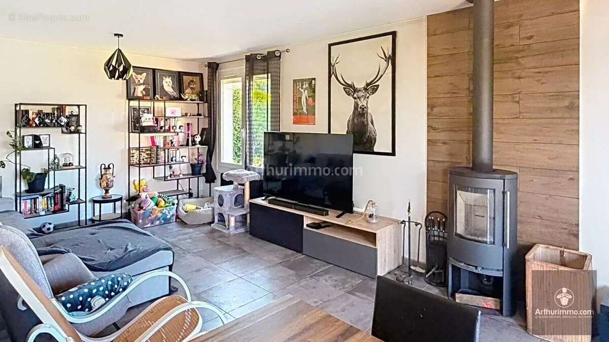 Maison à RIORGES