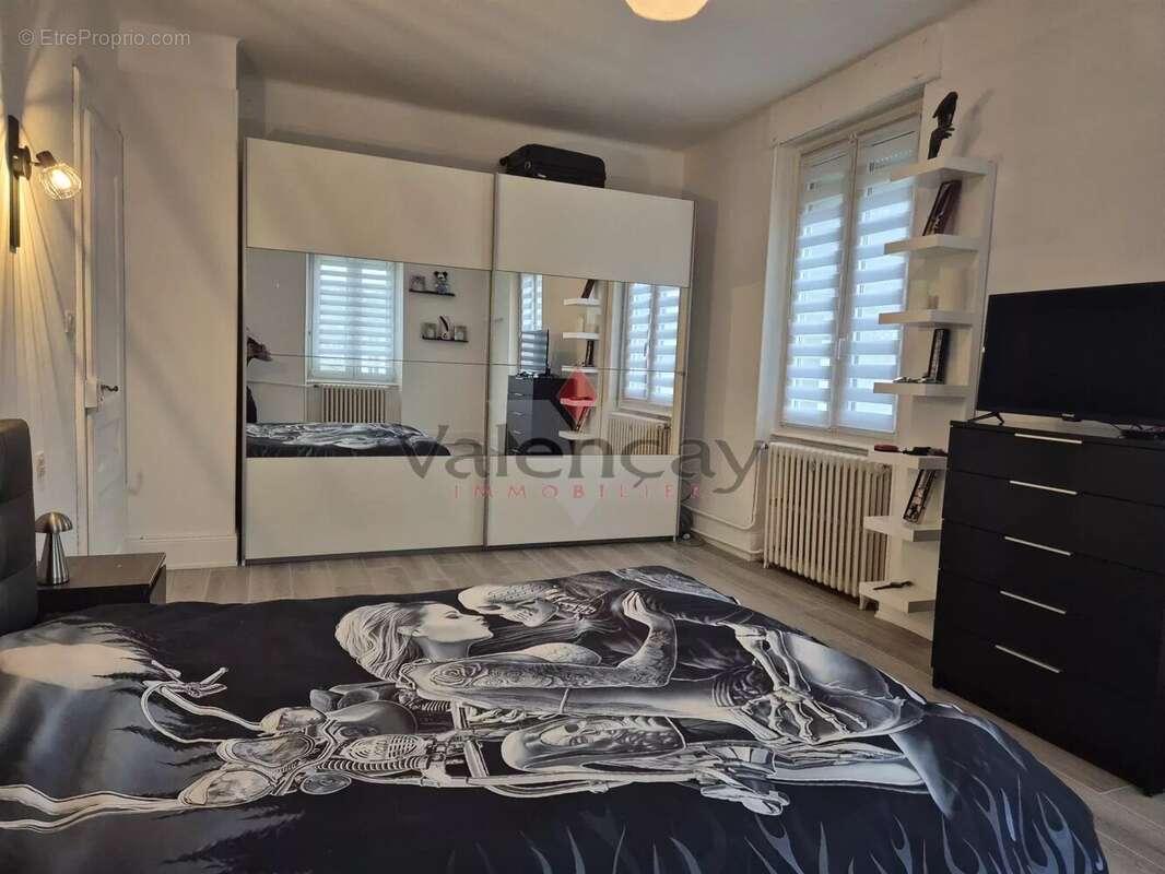 Maison à MONTREUX-VIEUX