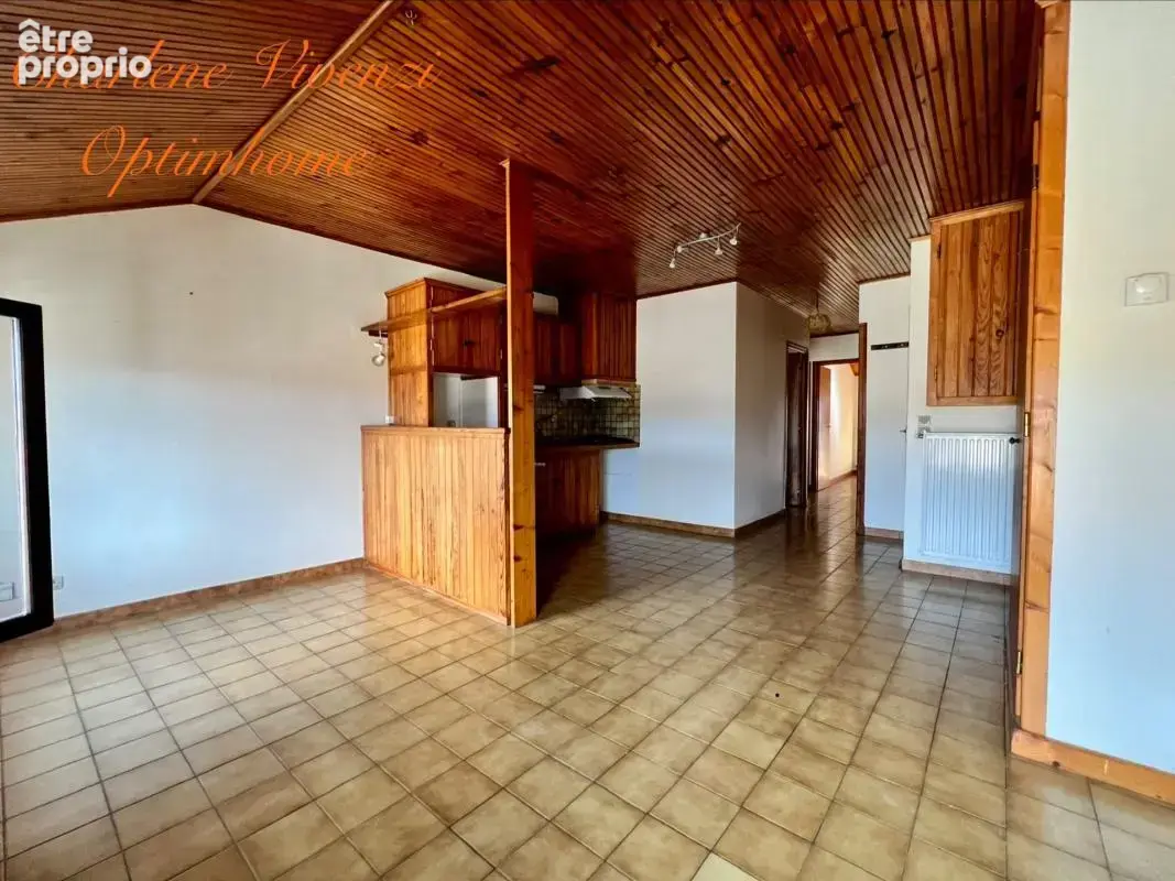 Maison à LA LLAGONNE