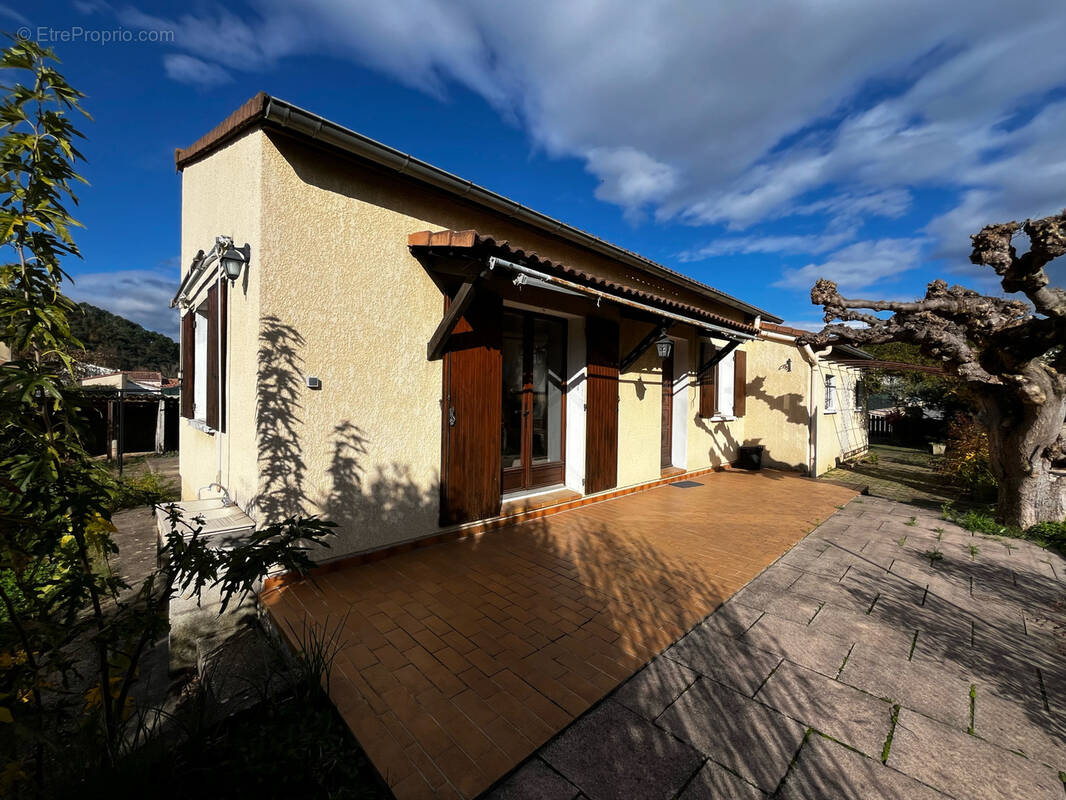 Maison à SAINT-AMBROIX