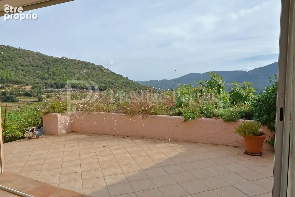 Villa provençale avec vue panoramique sur les vignes et les collines   Le Plan-de-la-Tour - photo 12