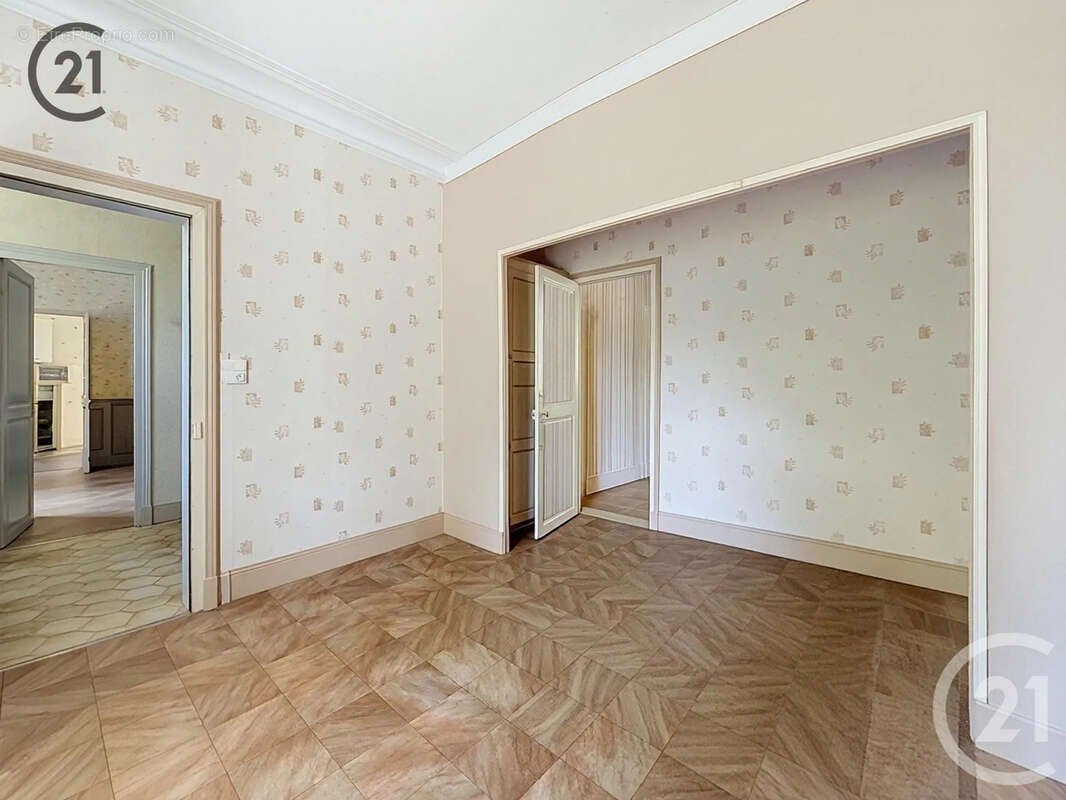 Maison 145 m² à Auxerre  - photo 6