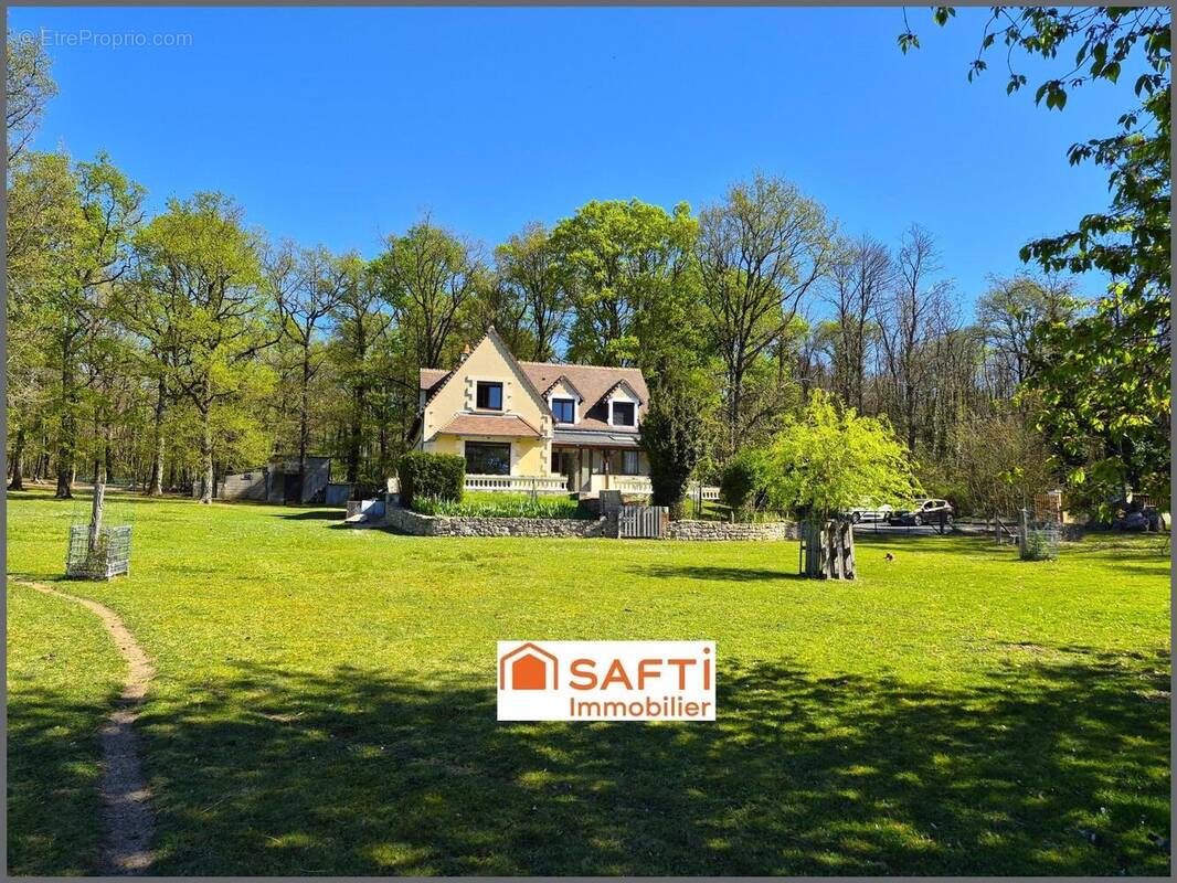 Photo 1 - Maison à DESCARTES