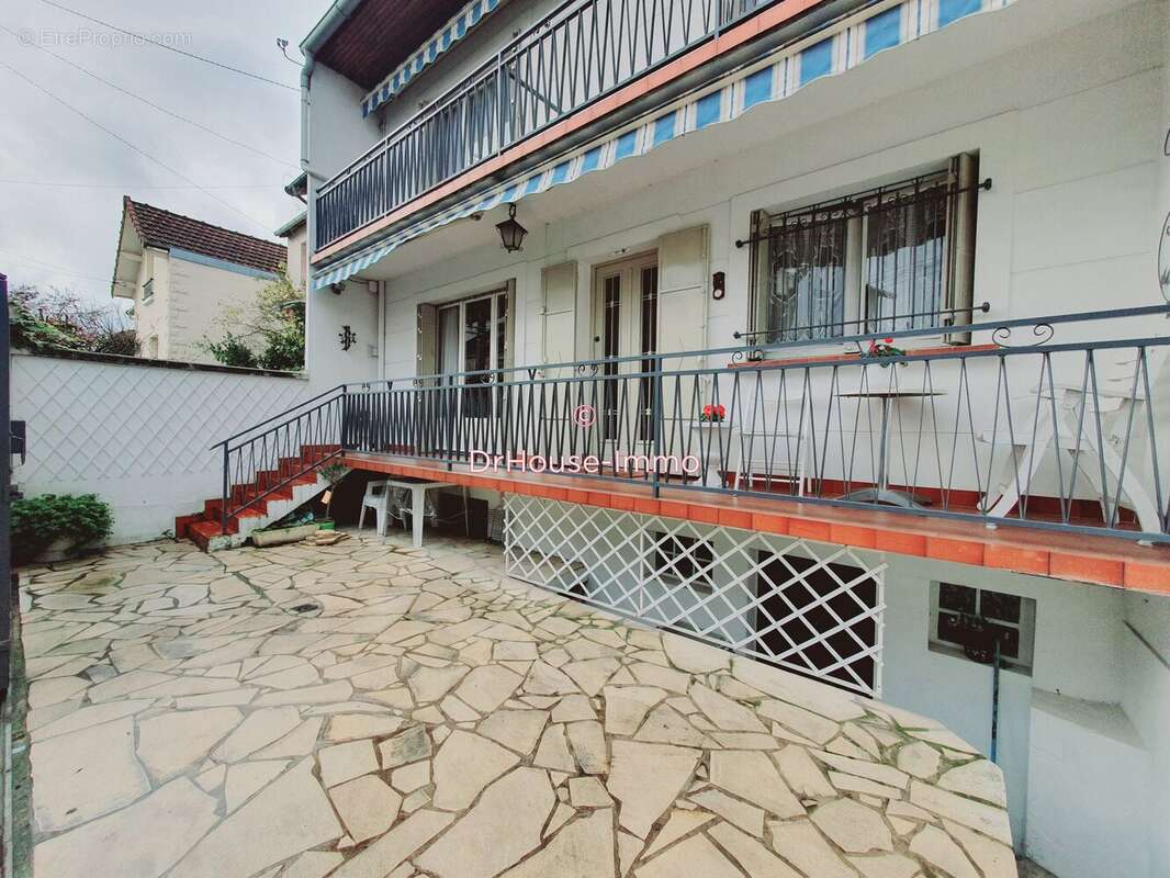Maison à BOIS-COLOMBES