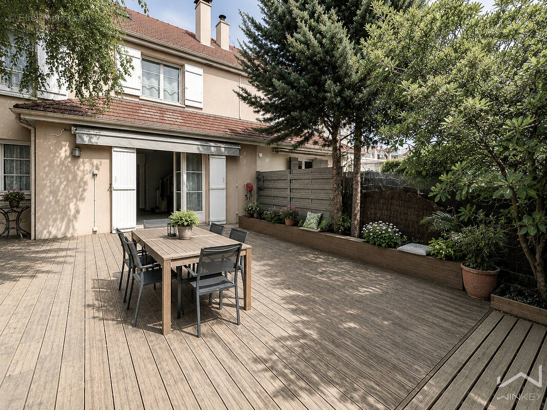 Maison à NANTERRE