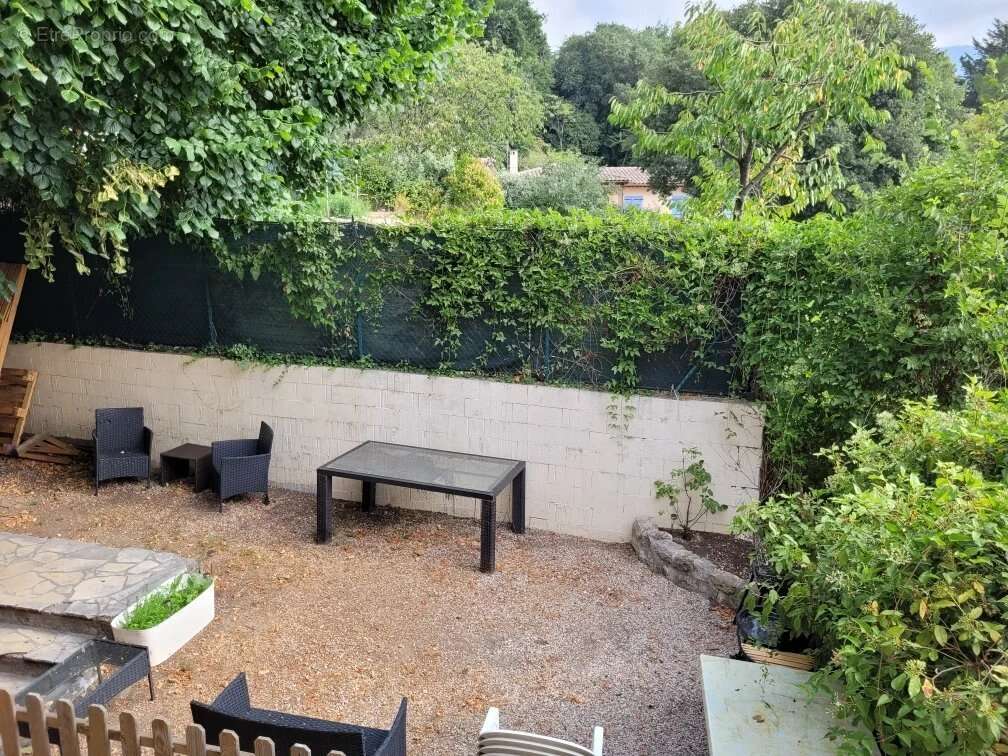 GRASSE, Quartier Ste Anne, Appartement 3 pièces dans Maison, Parking - photo 8