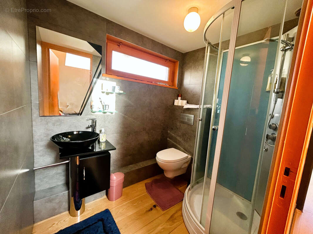 Maison à SAINT-VICTOR-SUR-RHINS