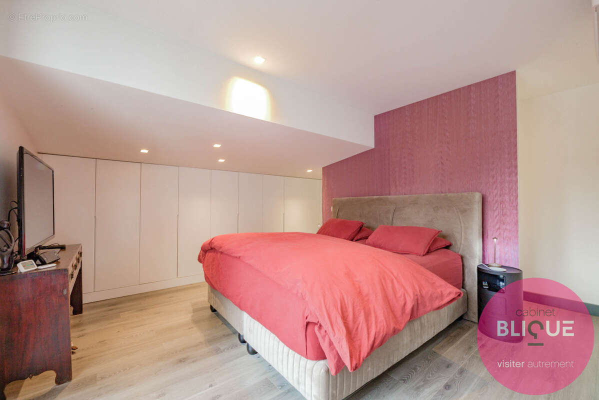 Maison à LAY-SAINT-CHRISTOPHE