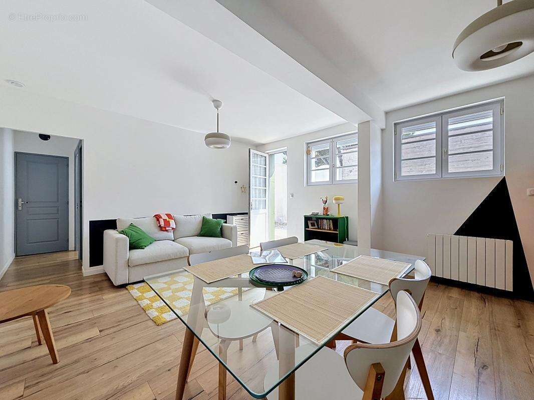 Maison à vendre - maison 2 pièces rénovée avec extérieur privatif – lafond secteur recherché - photo 2