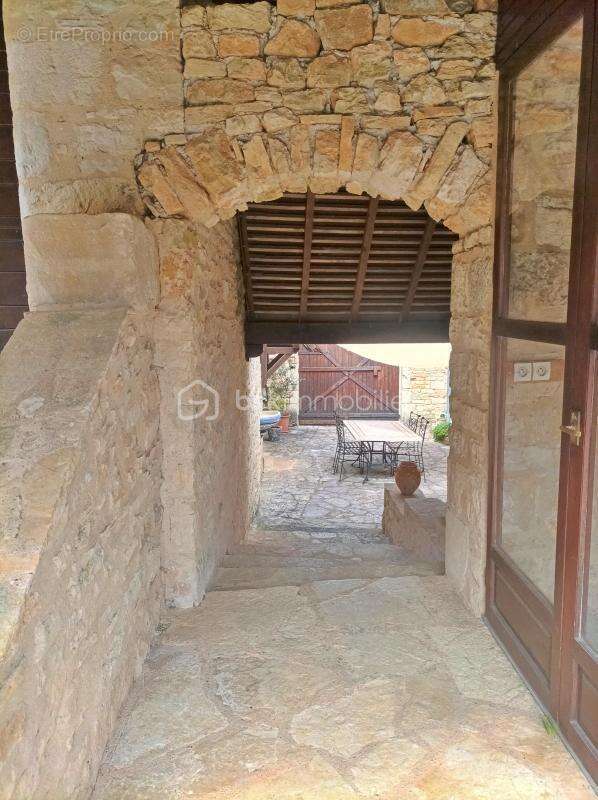 Ensemble immobilier en pierre avec piscine – au cœur du Lot - photo 15