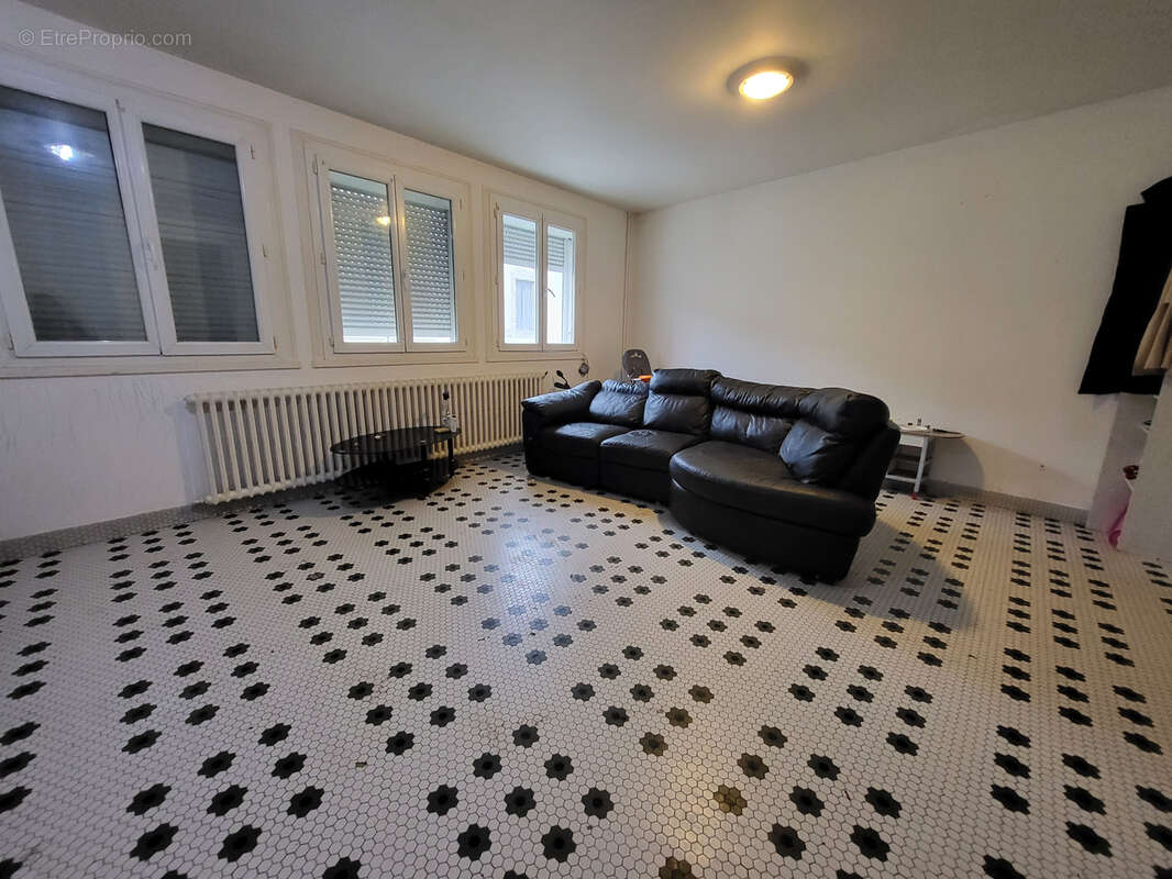 Appartement à MIRAMONT-DE-GUYENNE