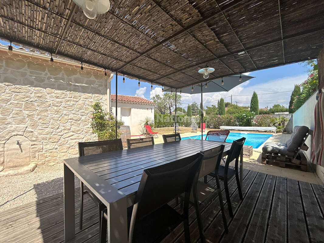 Maison de plain-pied 3 chambres + annexe sur parcelle arborée de 876 m² avec piscine et garage - Carpentras - photo 16