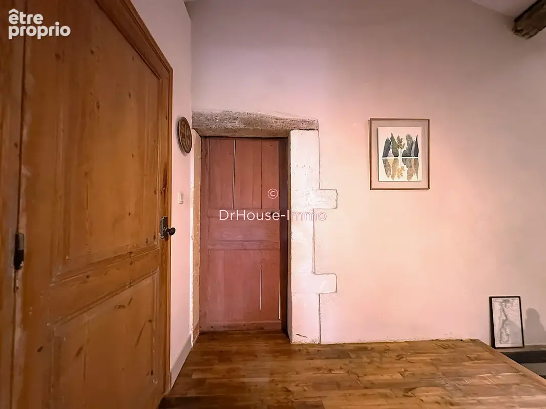 Maison 8 pièces 210 m² à vendre à Vindelle (16430) - photo 3