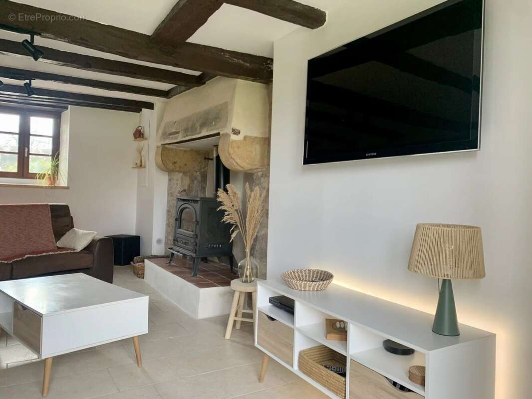 Maison à MAUPREVOIR