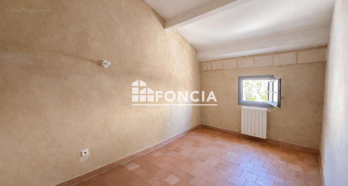 Appartement à UZES
