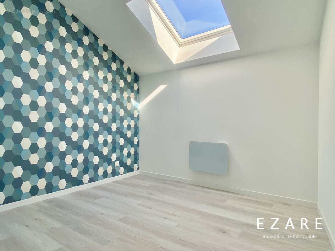 Chambre 1 - Appartement à BEAUNE