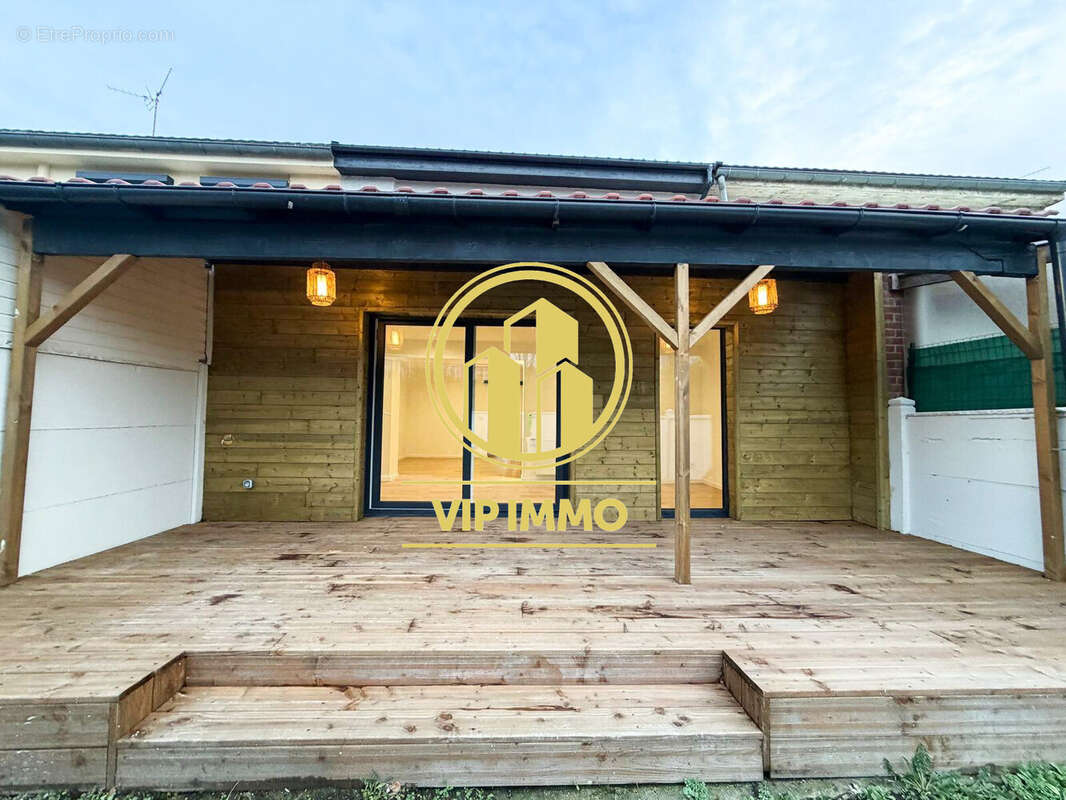 Maison à WAMBRECHIES