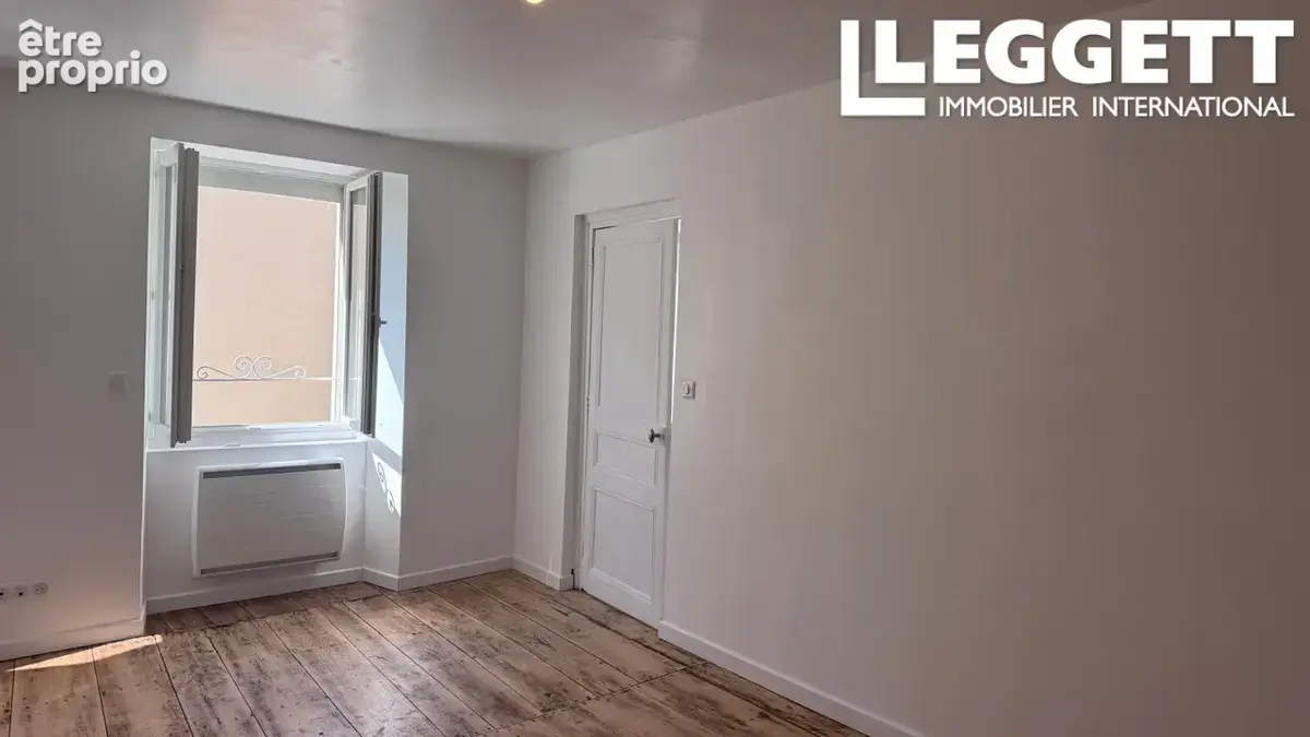 Maison de village rénovée de 2 chambres avec beaux volumes à Salles-Lavalette - photo 6