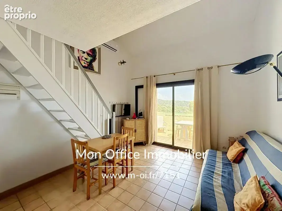 Référence : 7151-les. - mazet t3 vue mer dans résidence calme avec piscine - photo 4