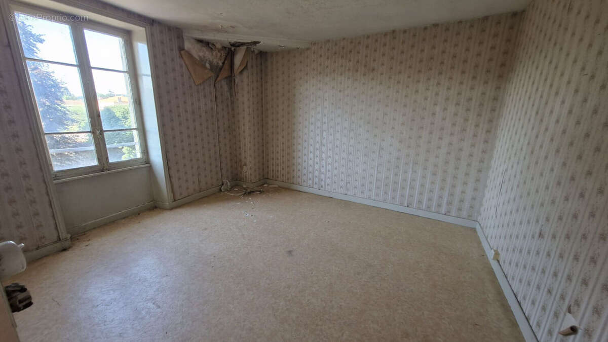 Appartement à CHARLIEU