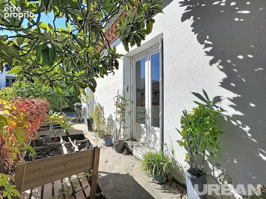 Castelnau le lez centre - villa t4 sur parcelle de 387 m² - photo 12