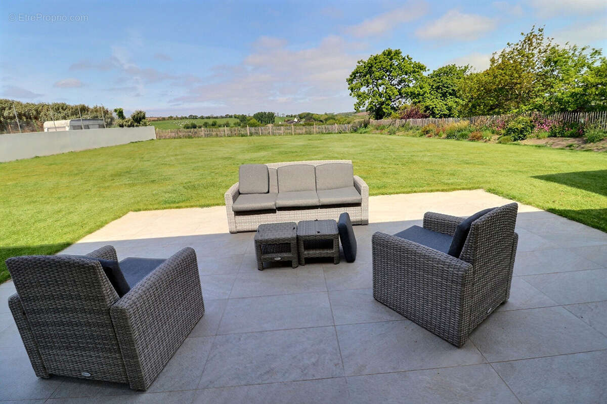 Maison à SAINT-RENAN